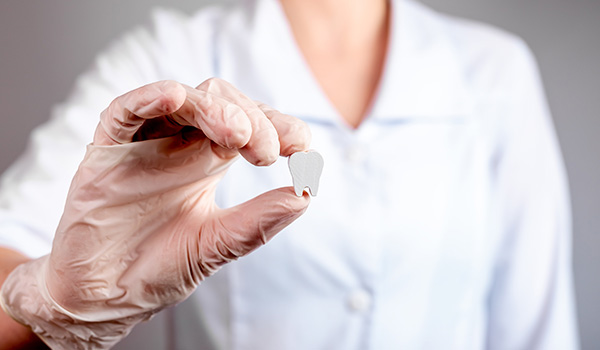 an icon of a mint leaf in half